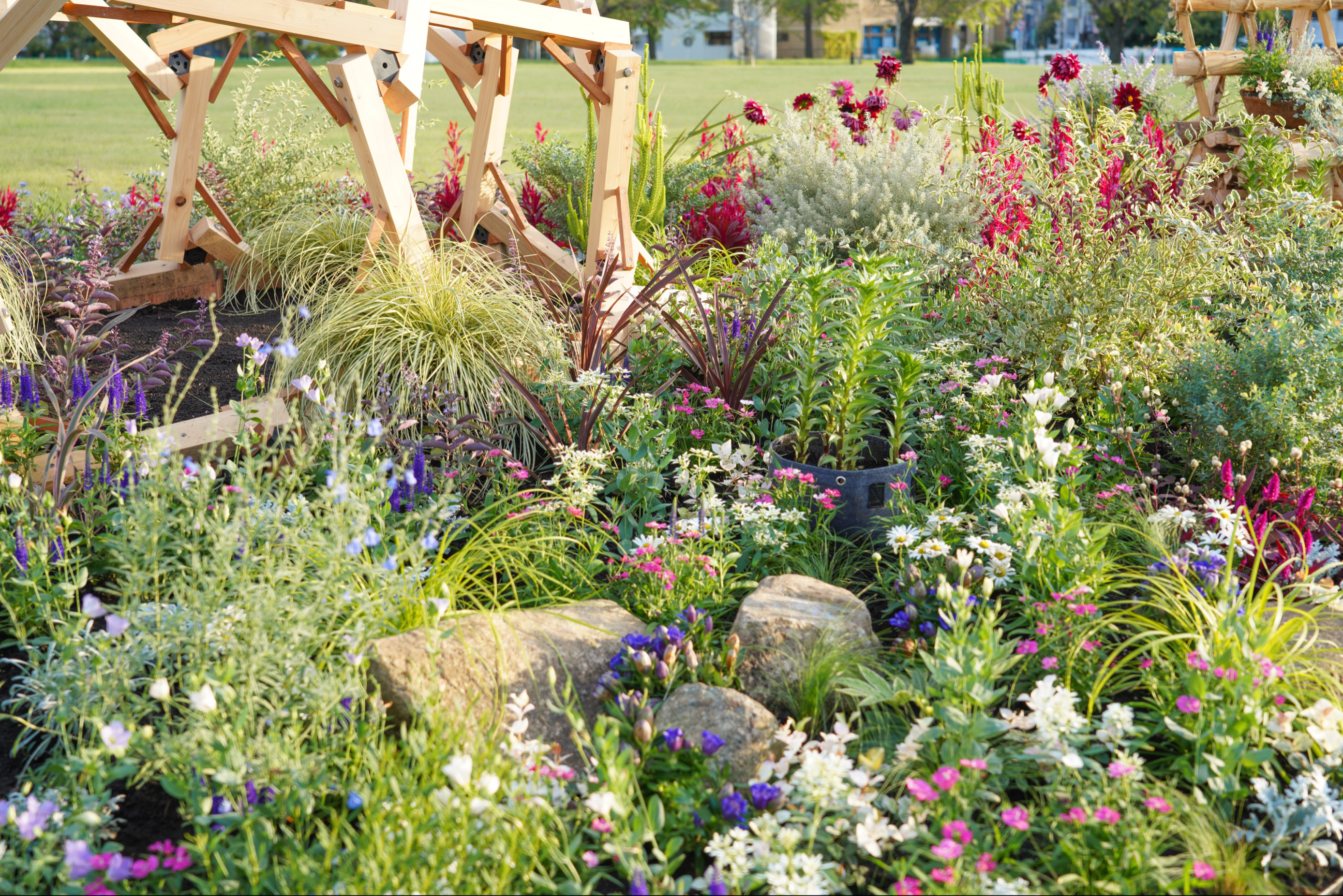 生徒が制作したベンチ