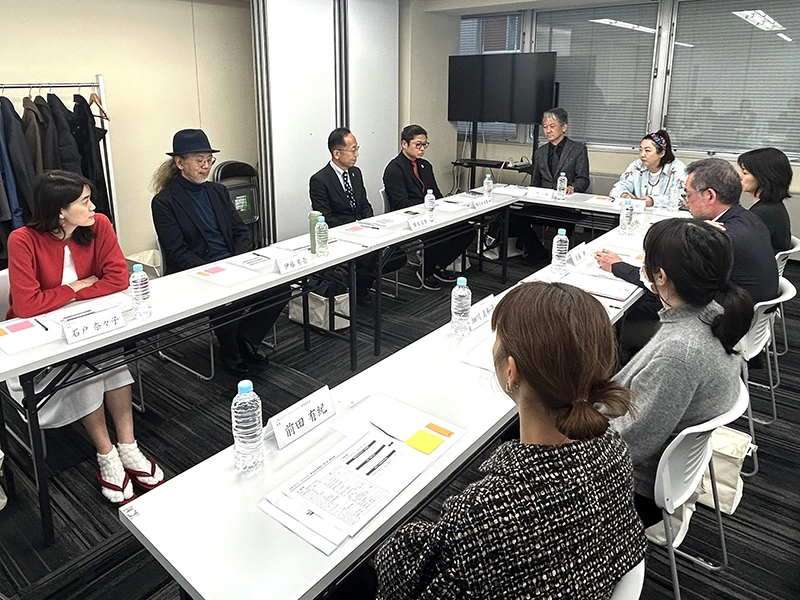 第２回選考委員会の会議の様子2